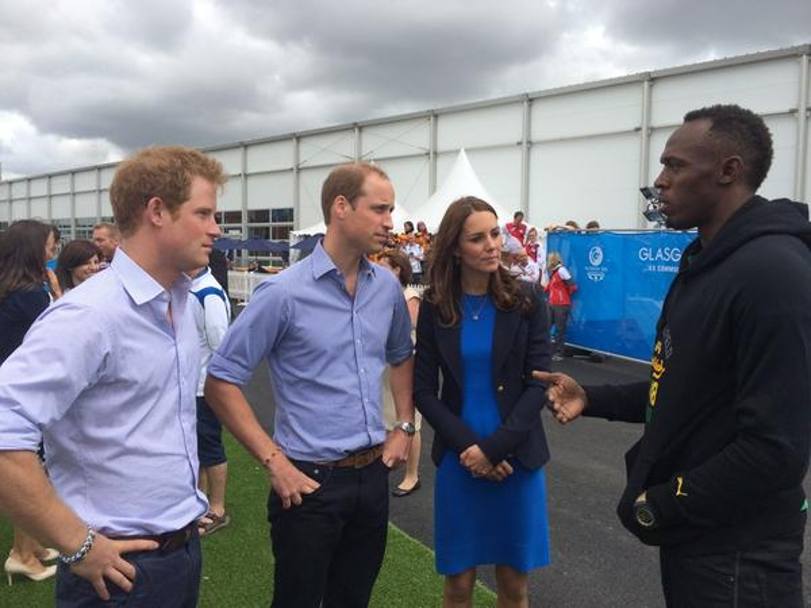 Usain Bolt ha twittato una foto da Glasgow con Kate, William e Harry.